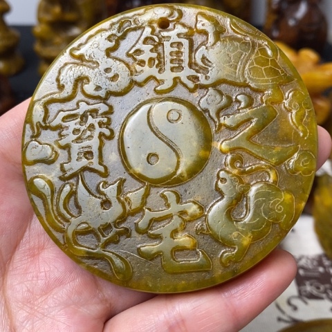 未镶嵌蛇纹石玉颈饰13