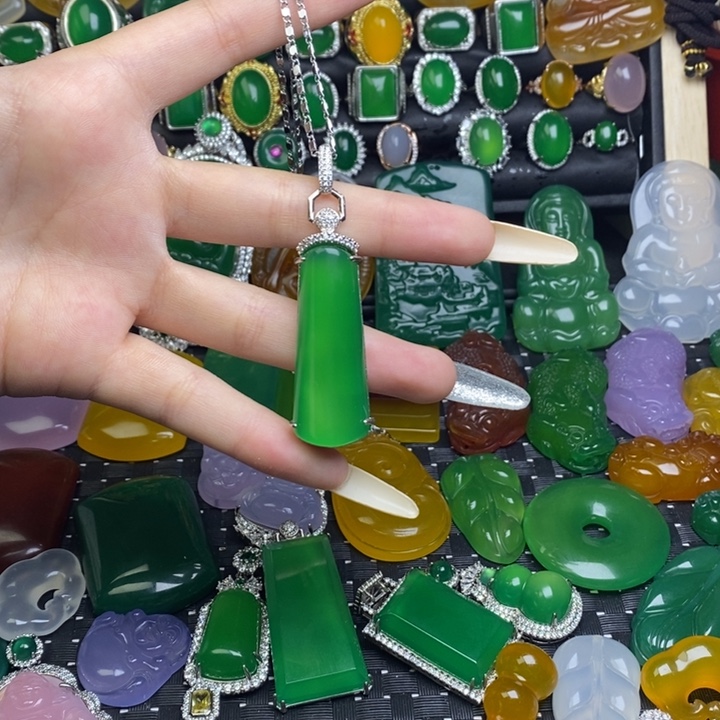 玲***姐玛瑙/玉髓合金颈饰