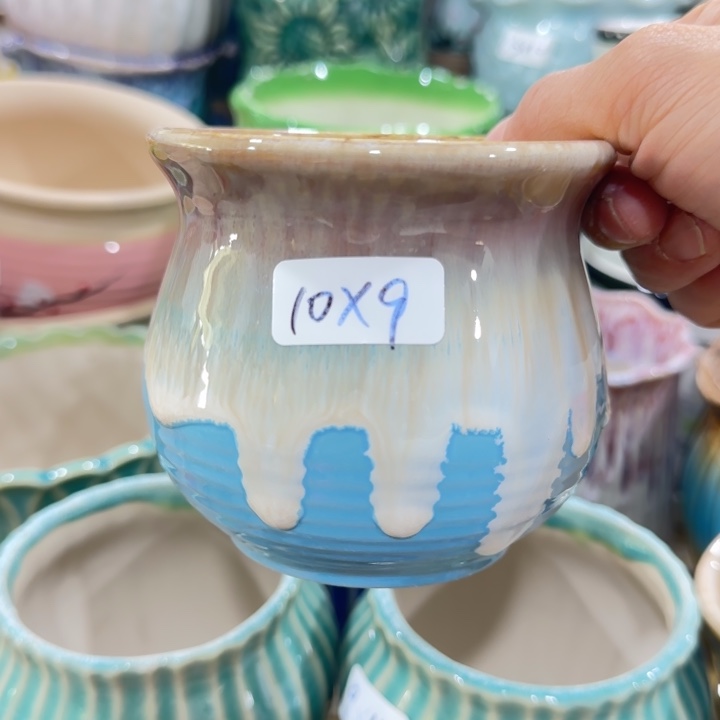 凑9块包邮，有孔，花盆