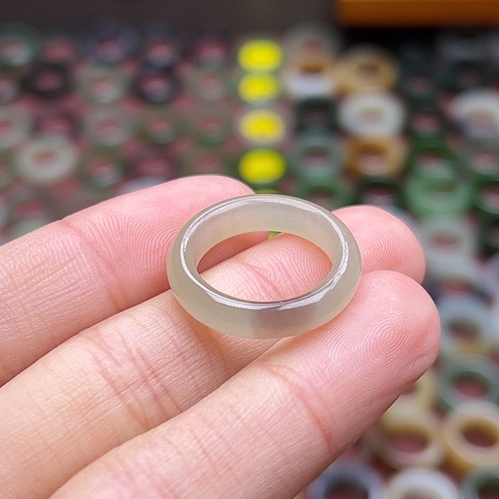 和田玉戒指未镶嵌11码一口紫