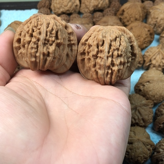 文玩核桃吊坠四座楼