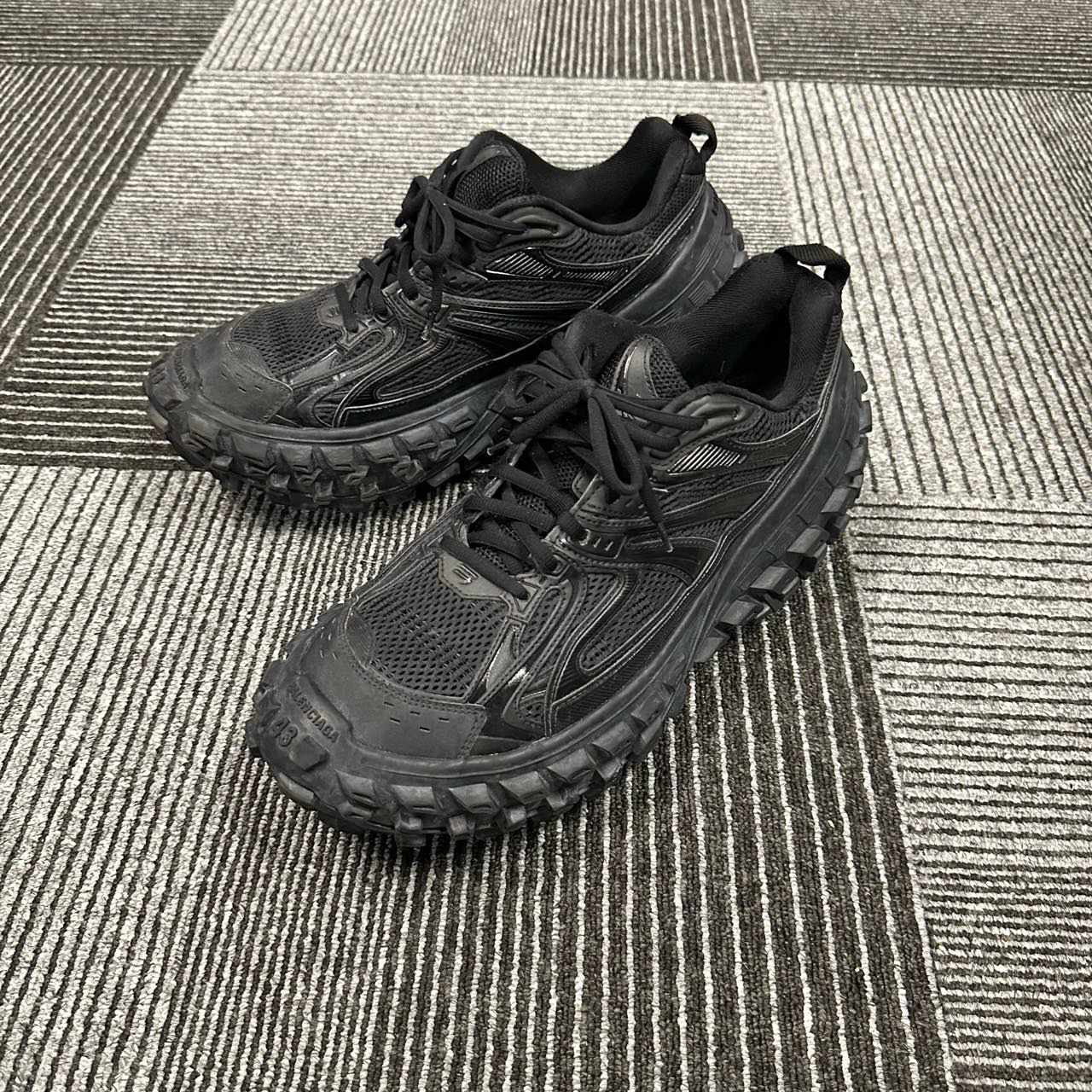 99新 Balenciaga/巴黎世家 轮胎鞋 黑色 99新穿一次 43码 男士