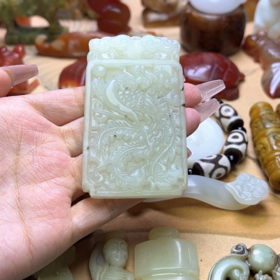 【闪购商品】蛇纹石玉颈饰未镶嵌