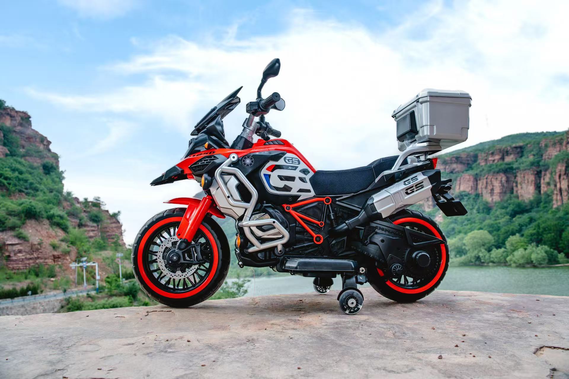 水鸟摩托车后备箱儿童车