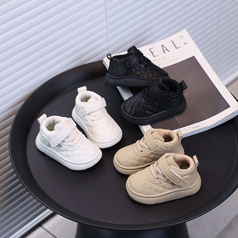 2025春秋新款儿童运动鞋男童鞋女童休闲板鞋宝宝卡通学步外穿皮鞋