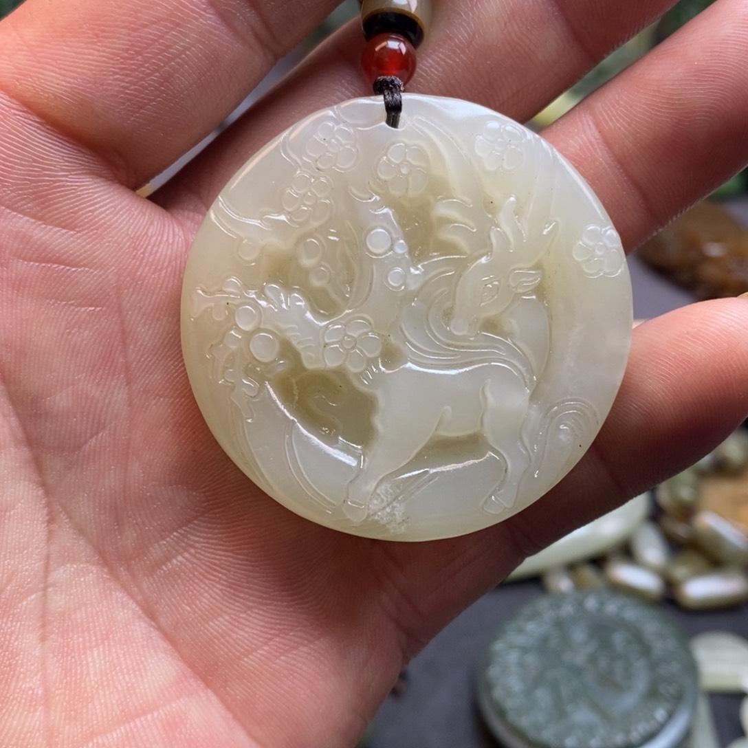 和田玉颈饰未镶嵌