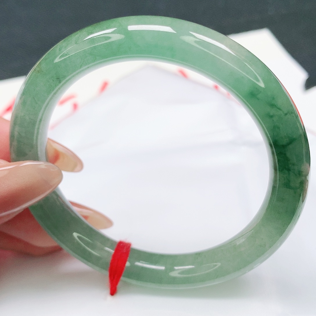 未镶嵌手镯翡翠兜****”完美54