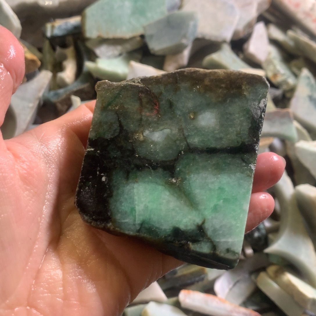 翡翠颈饰未镶嵌缅甸翡翠