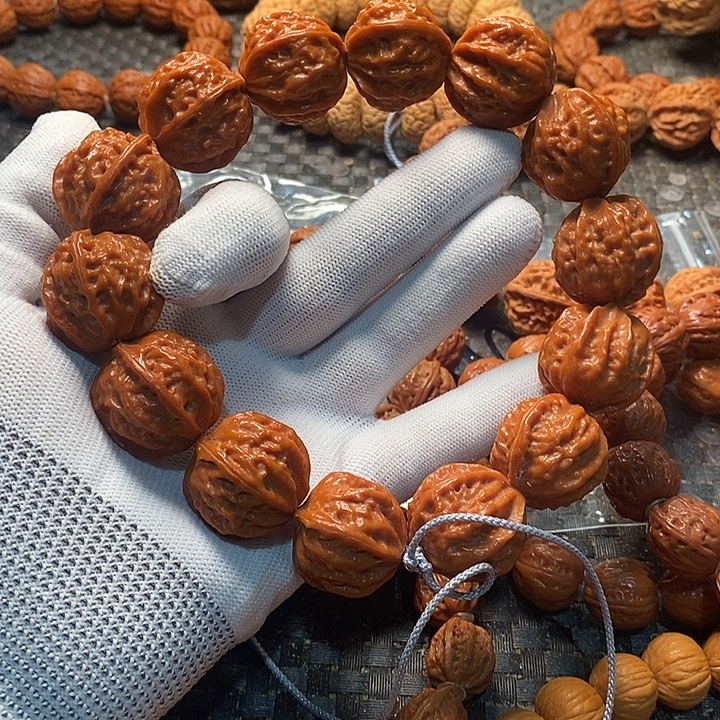 九***她文玩核桃手串树王京八棱