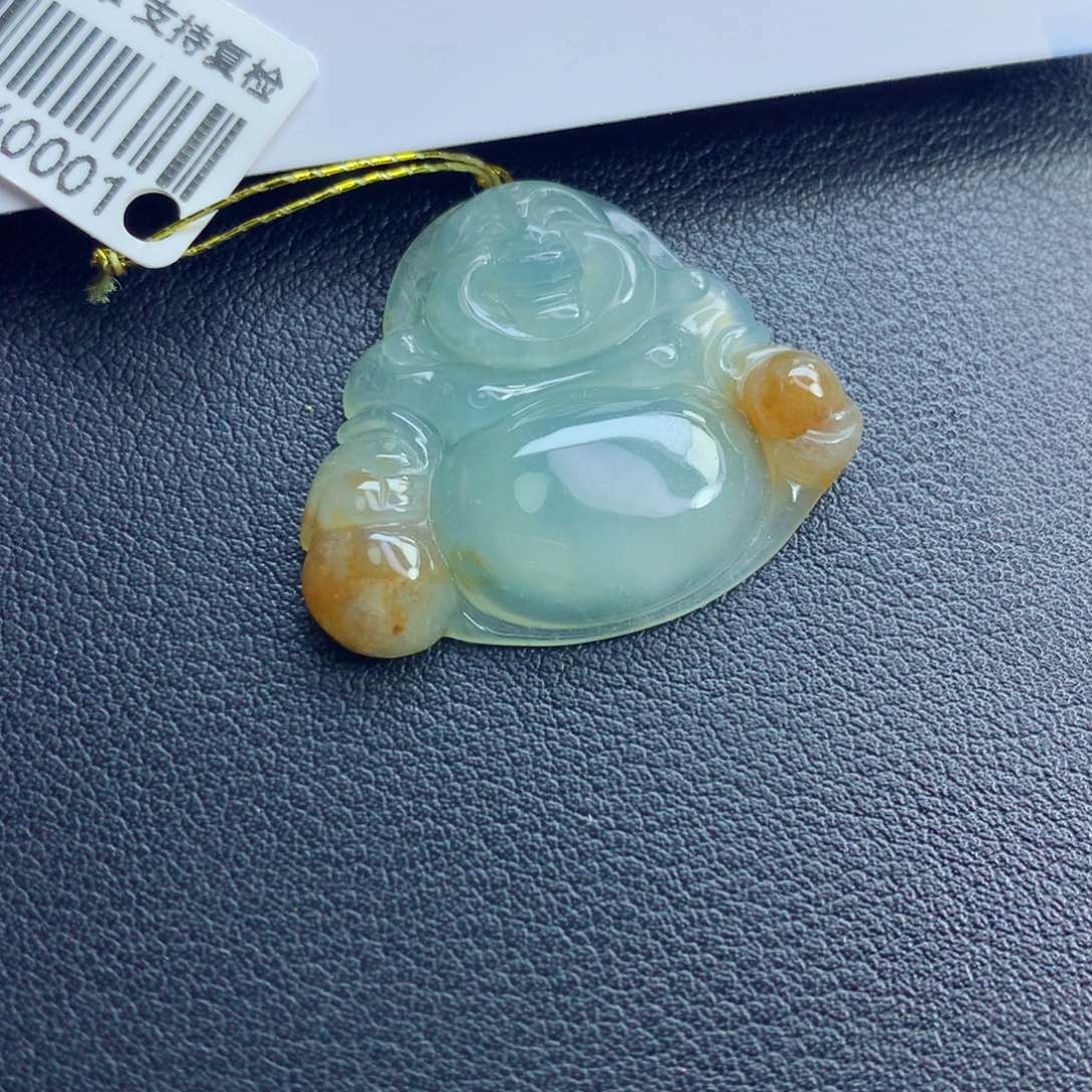 翡翠颈饰未镶嵌佛公