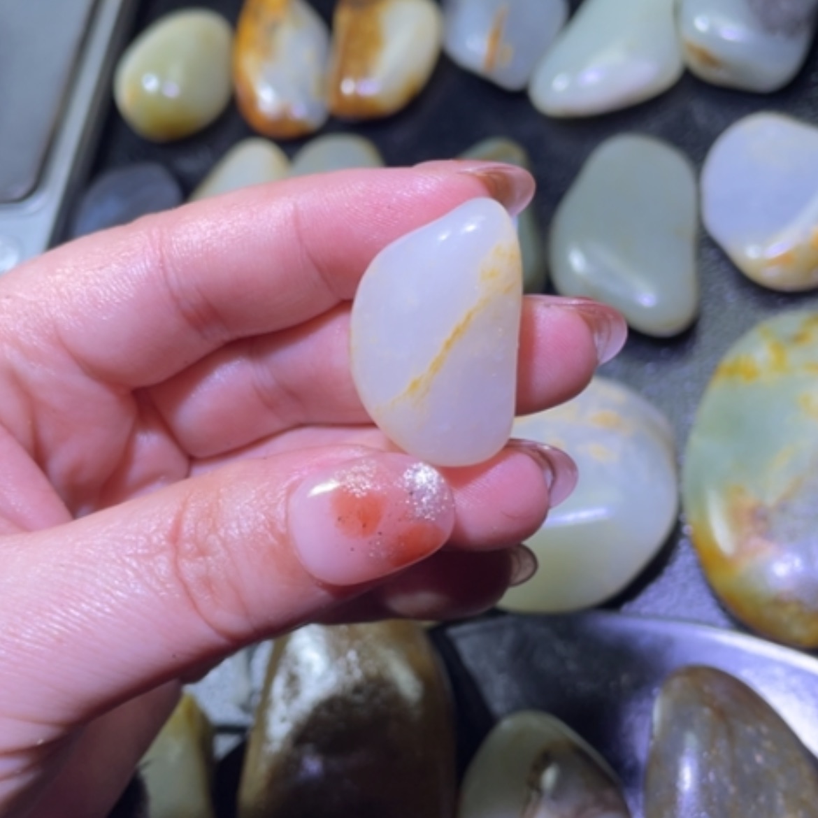 【闪购商品】颈饰未镶嵌和田玉得*