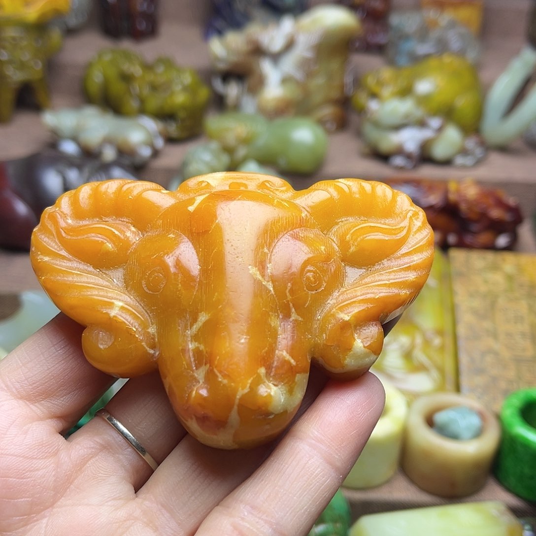 白玉菩提吊坠120。。