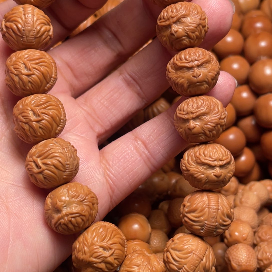 【闪购商品】猴头核桃手串?****菇悟空