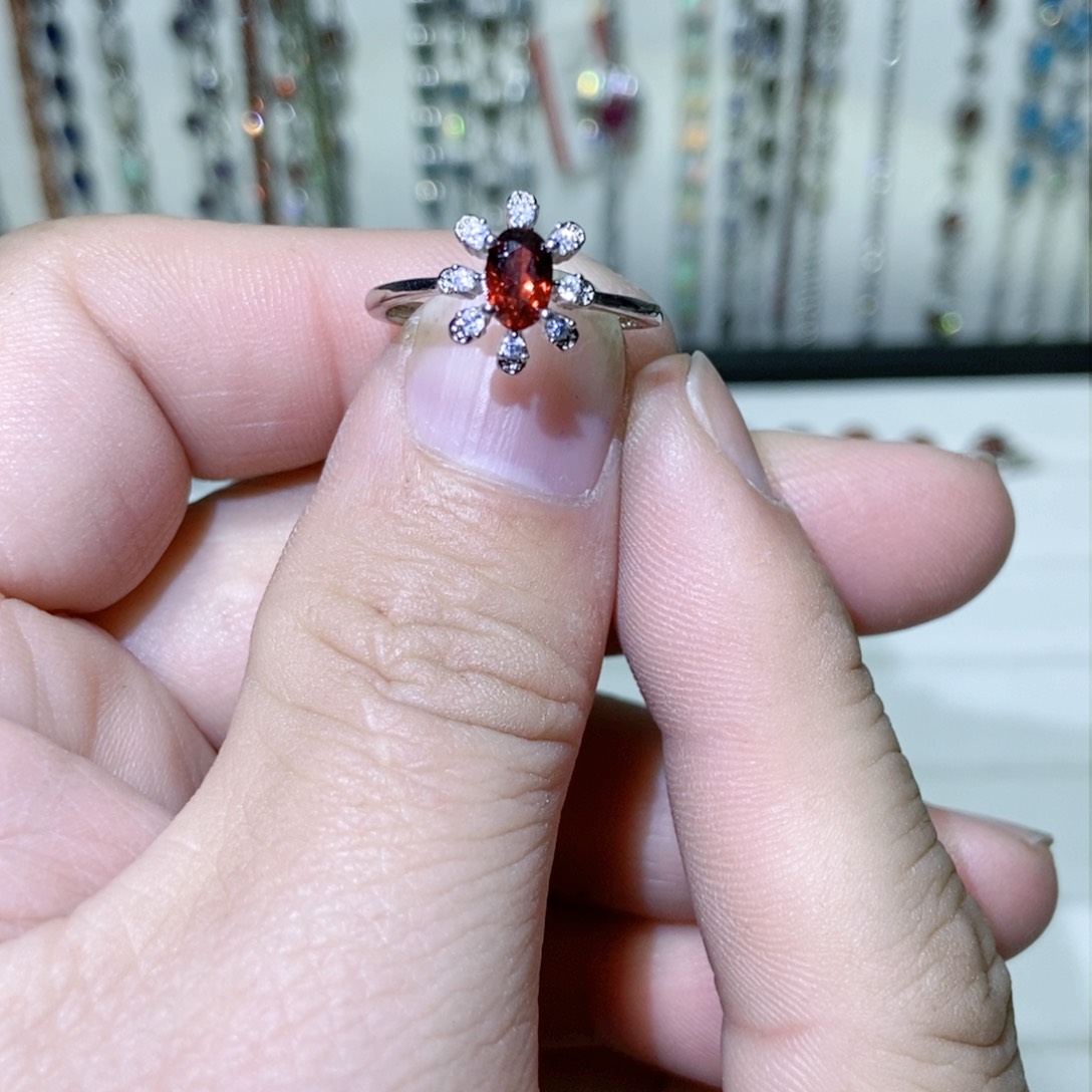 绿水晶戒指银S925镶嵌