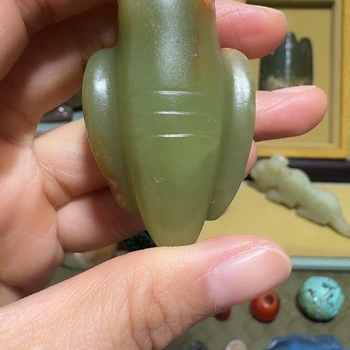 草***生和田玉未镶嵌颈饰