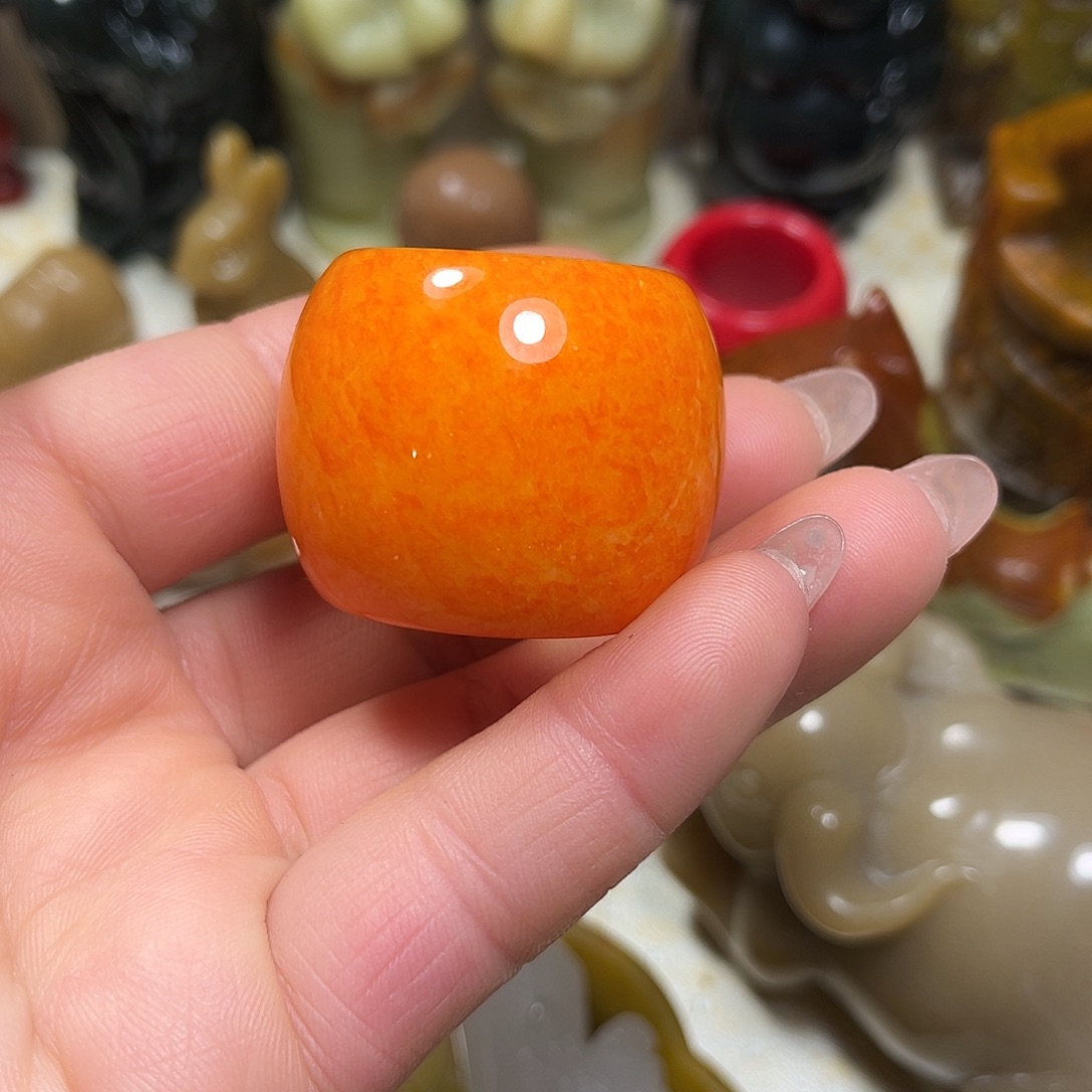 白玉菩提吊坠白玉菩提吊坠