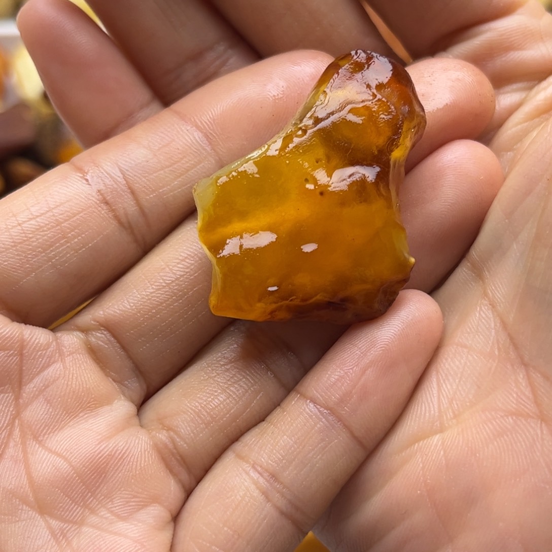 托***x定制琥珀未镶嵌蜜蜡定制面包圈