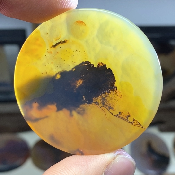 玛瑙/玉髓颈饰未镶嵌