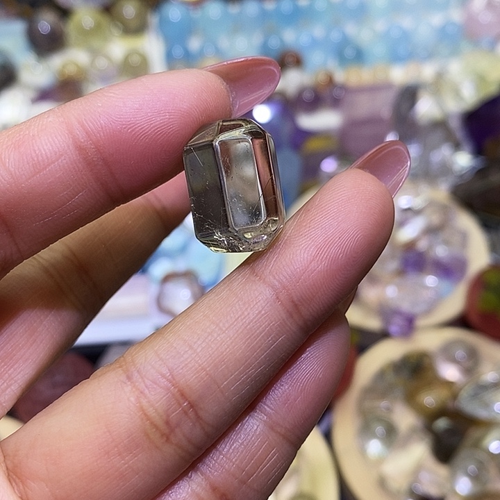 未镶嵌水晶珠宝半成品