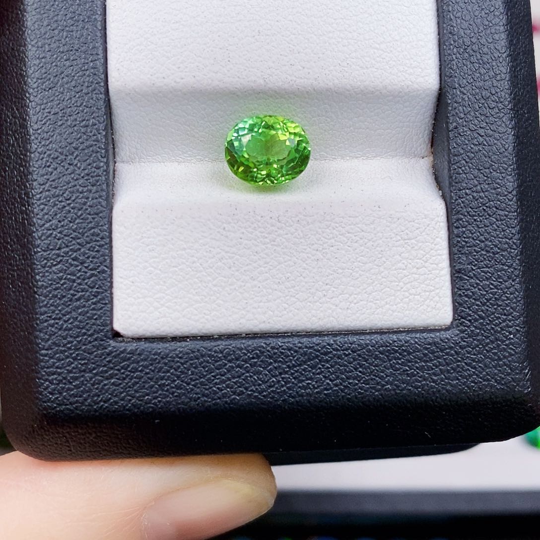 碧玺裸石未镶嵌裸石2.68c t