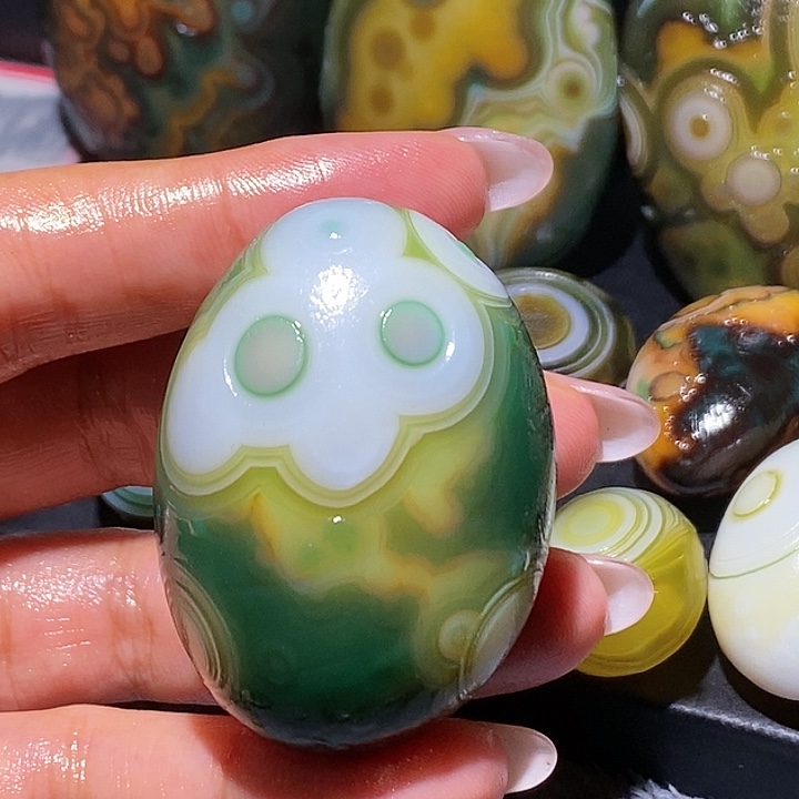 玛瑙/玉髓未镶嵌珠宝奇石36