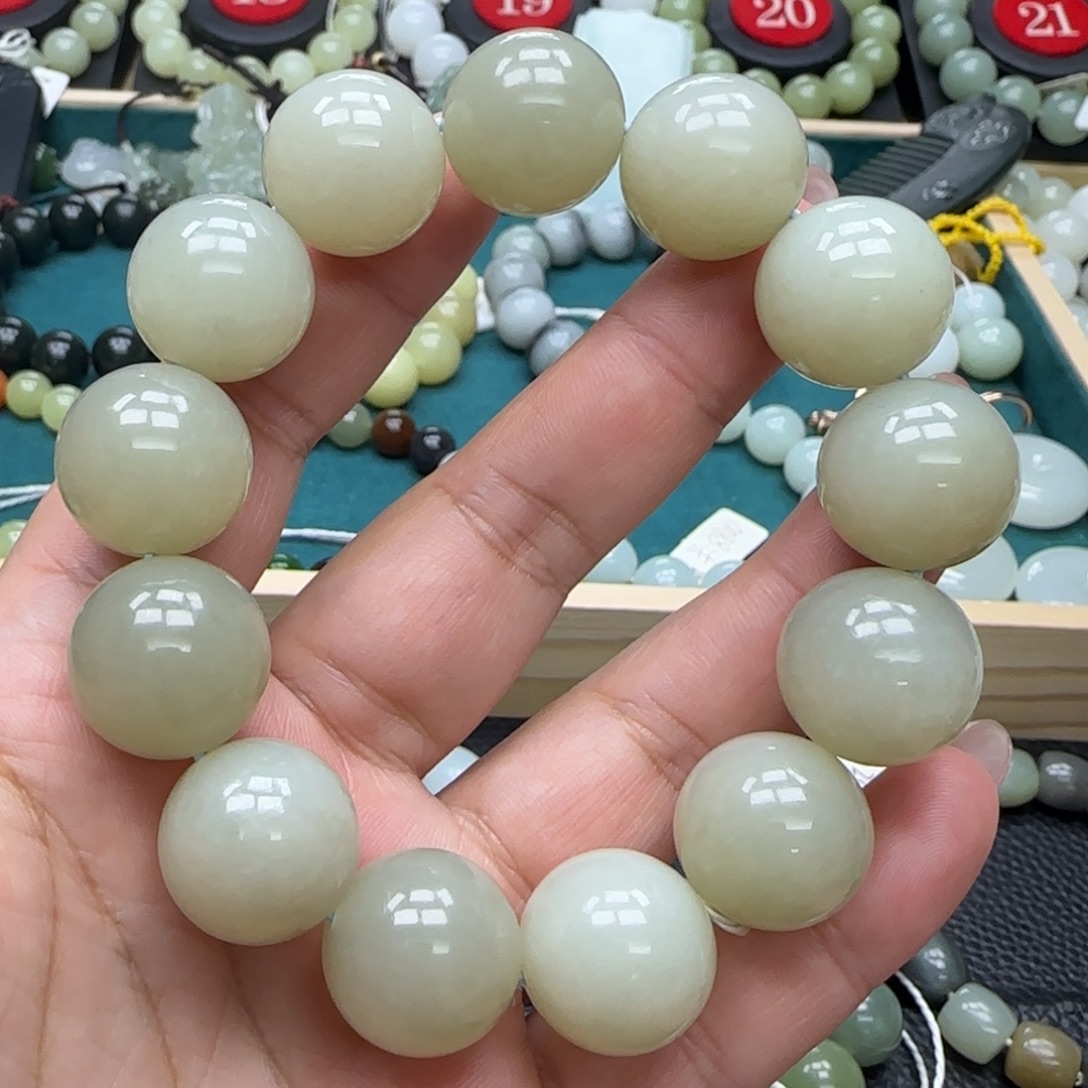 和田玉未镶嵌手链18