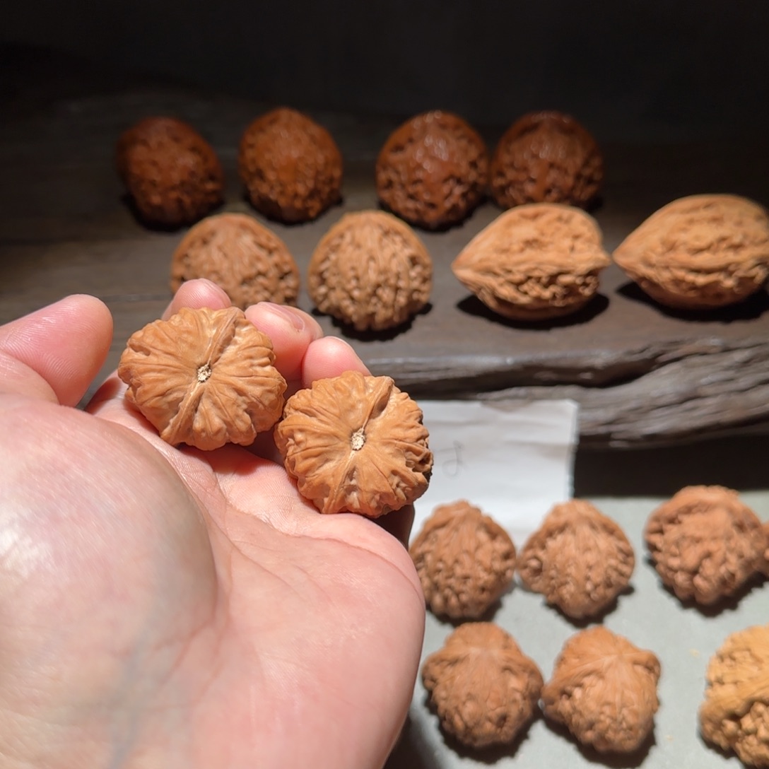 S***r文玩核桃吊坠36尺全品门头沟元宝