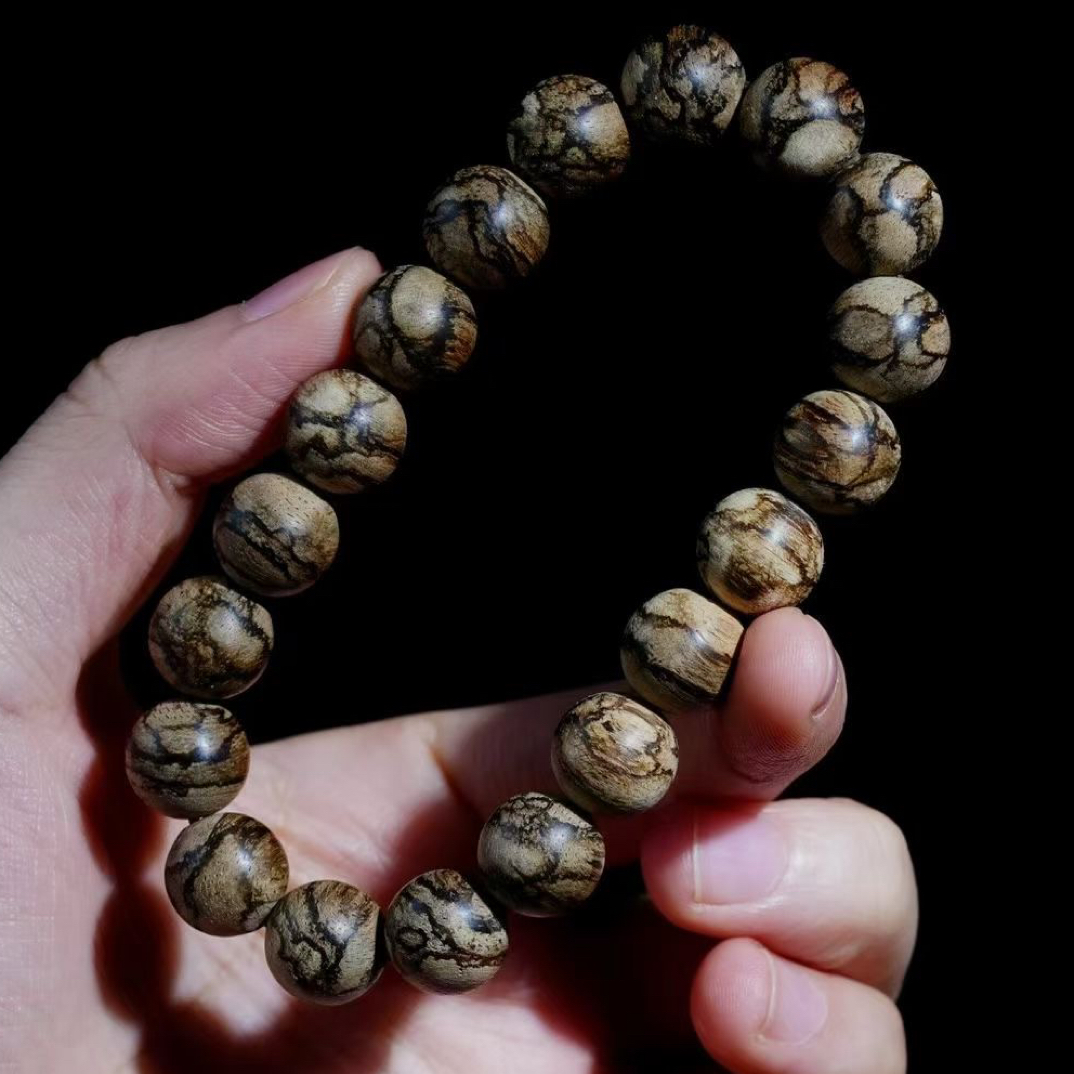 沉香11mm 绝美虎斑花纹 香韵高级