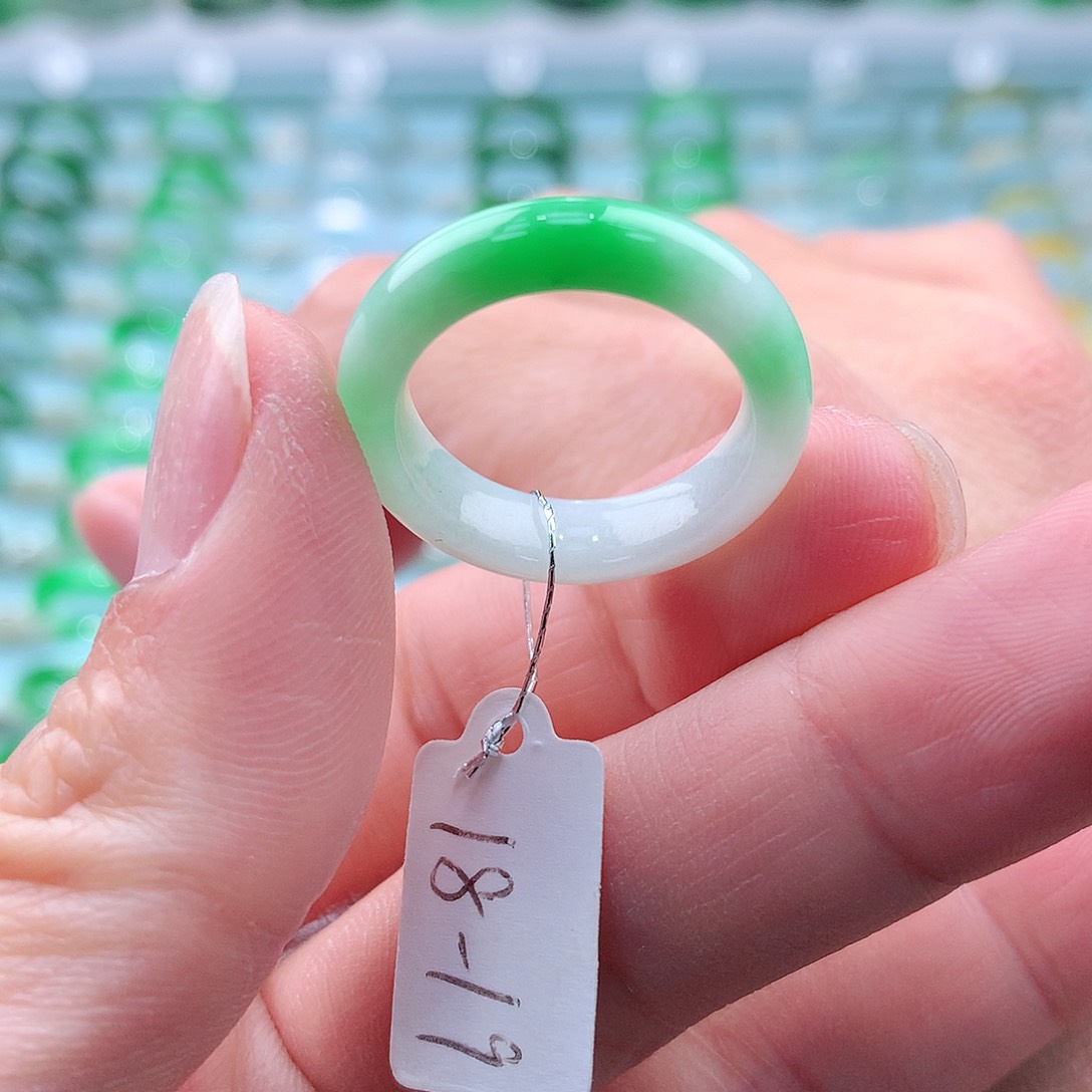 翡翠戒指未镶嵌A货缅甸翡翠