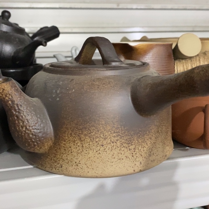 陶瓷艺术品及陶瓷壶