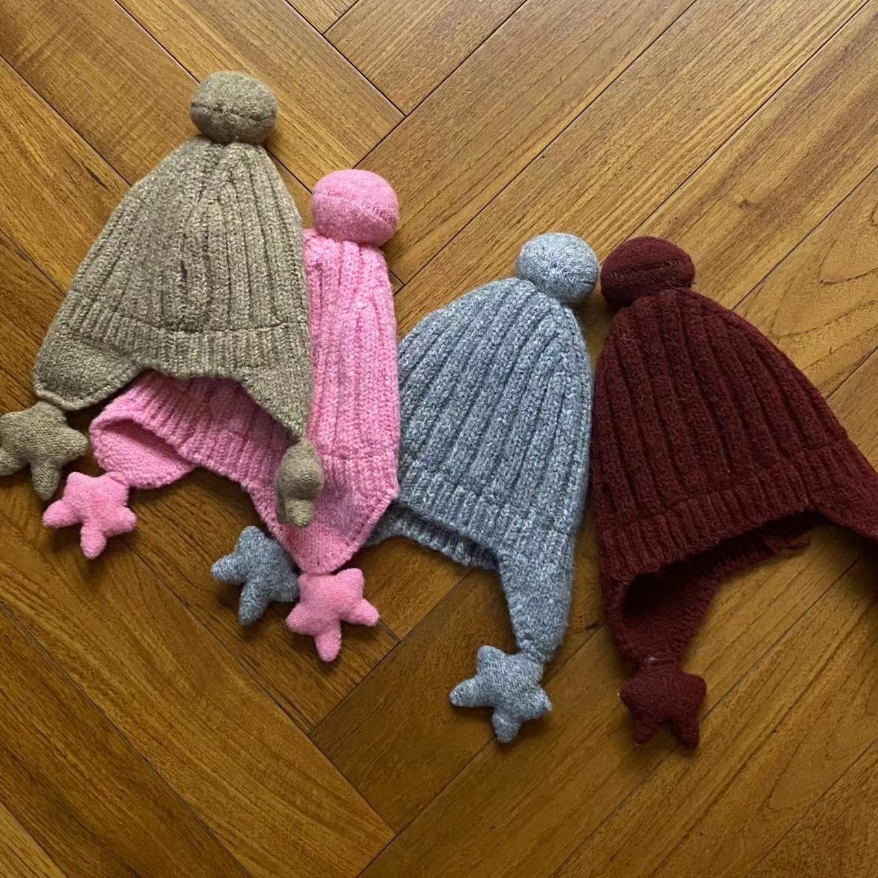 子田推荐-儿童简约风星星针织帽