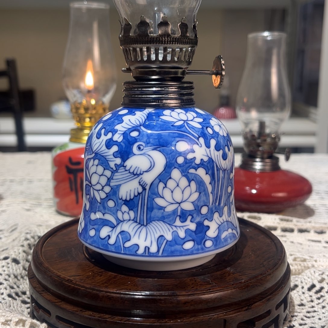 摆件景德镇陶瓷香薰灯