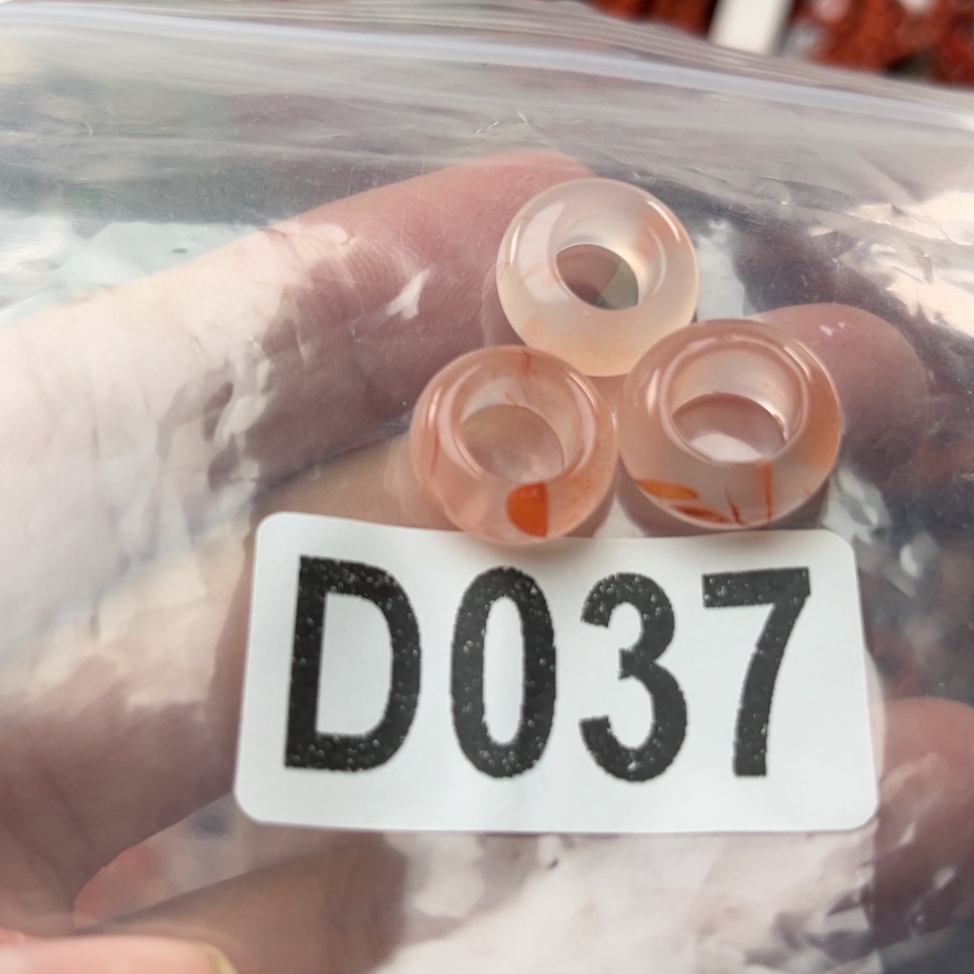 南红玛瑙未镶嵌珠宝奇石