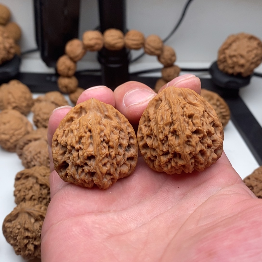 文玩核桃吊坠南将石39