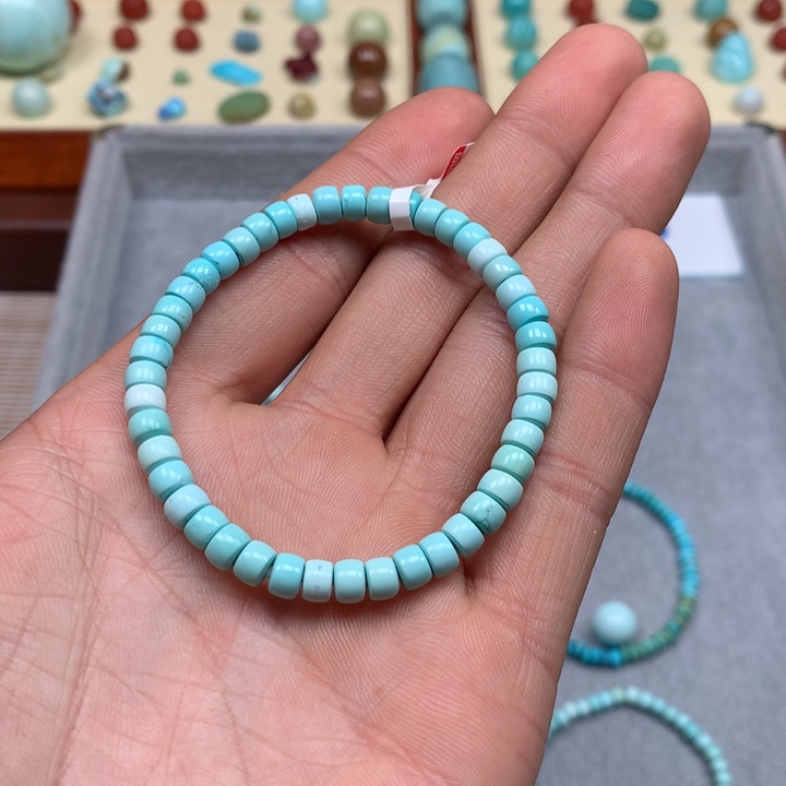 绿松石配饰未镶嵌