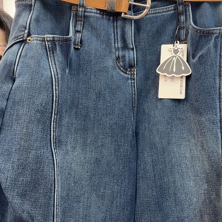 秀***秀3714，牛仔裤，28码，