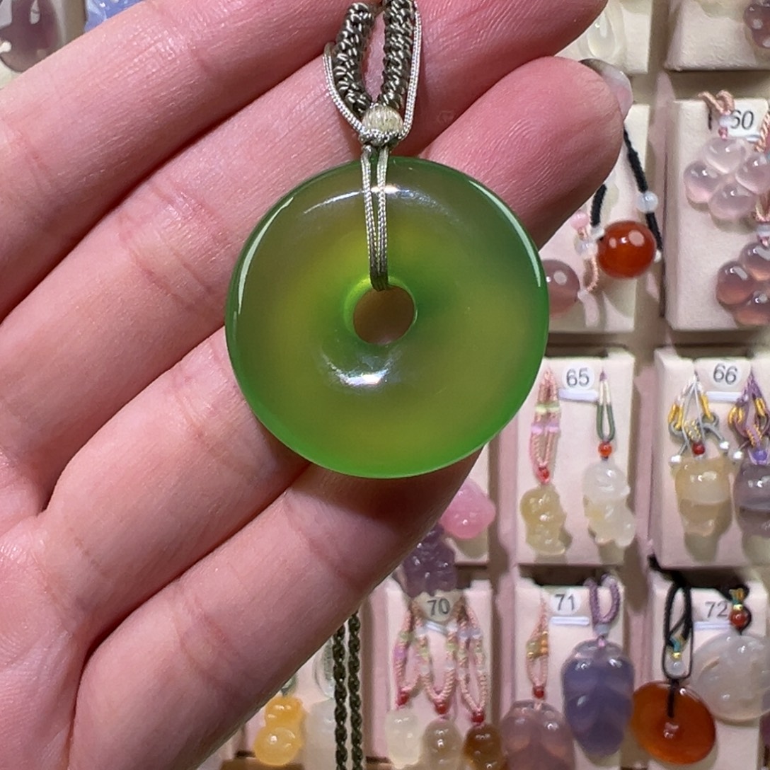 玛瑙/玉髓未镶嵌吊坠(赠链)