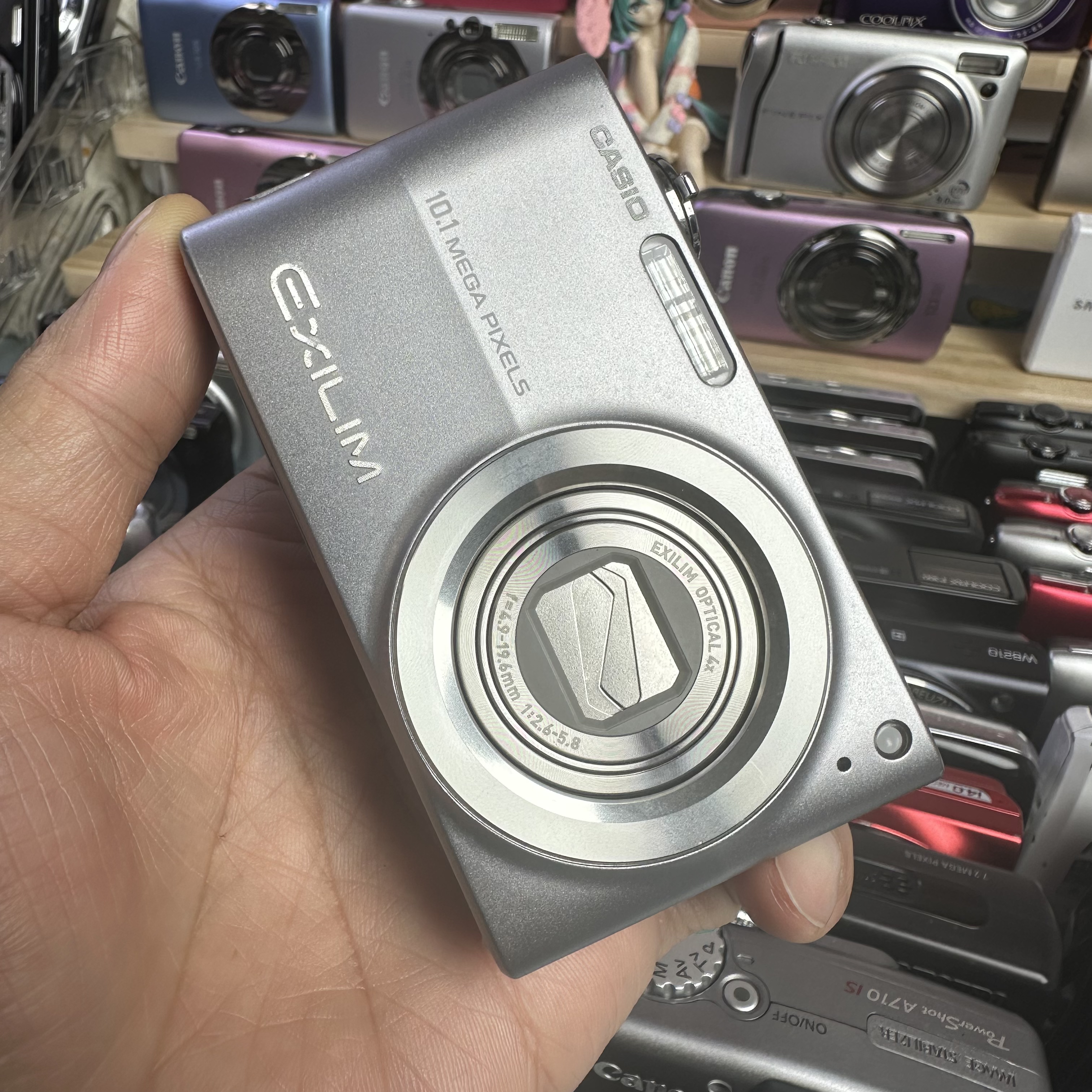 95新 Casio/卡西欧 Z200爆款1010万像素4倍光变人像出片绝美相机