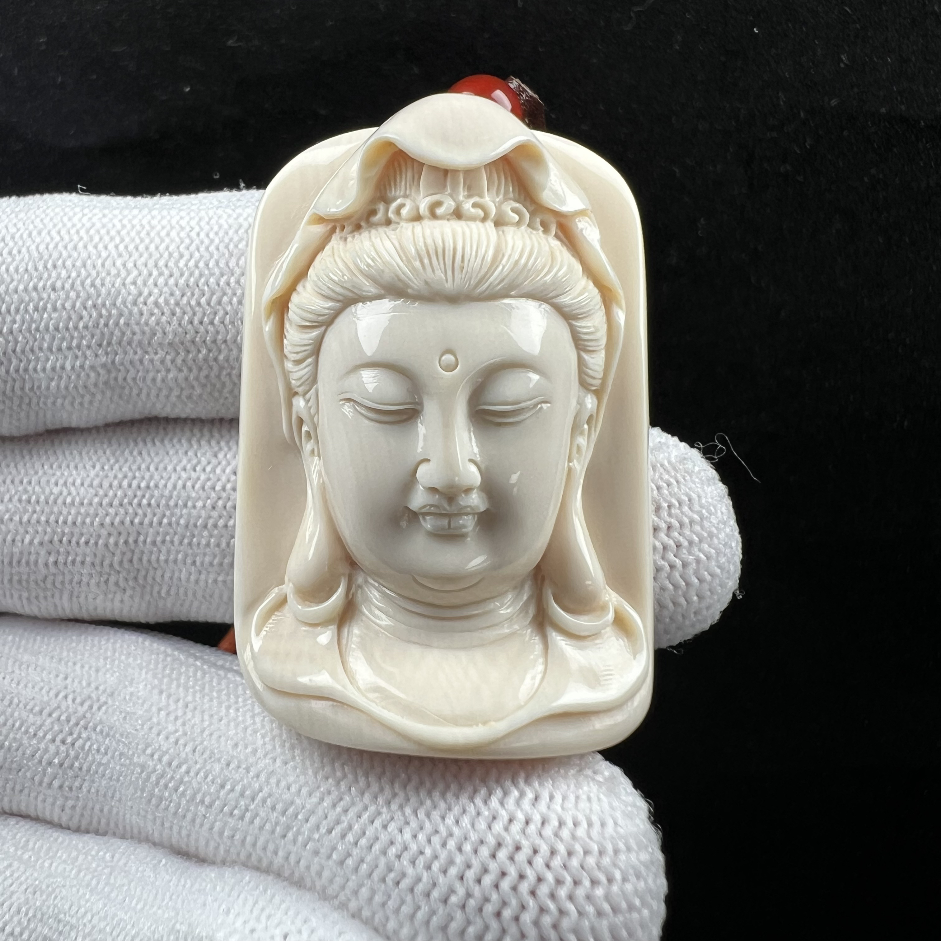 H5394天然猛犸牙雕刻观音28*40*15mm一物一图 假一罚十