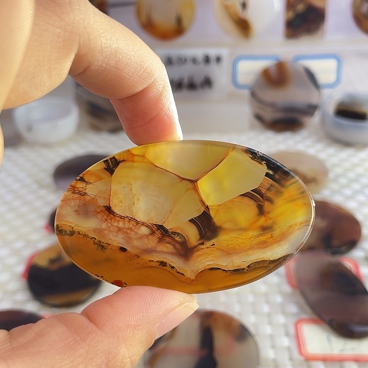 玛瑙/玉髓未镶嵌颈饰