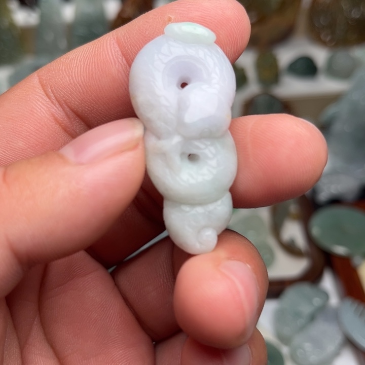 颈饰未镶嵌翡翠蛇