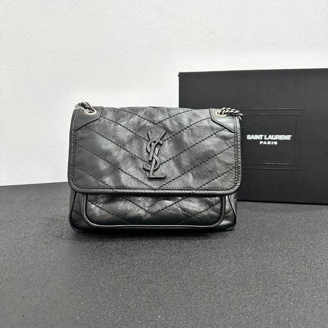 未使用 YSL/圣罗兰 壹所/YSL niki 小号 黑银 新款 闲置 双12女包