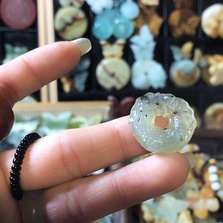 岫玉未镶嵌岫玉挂件