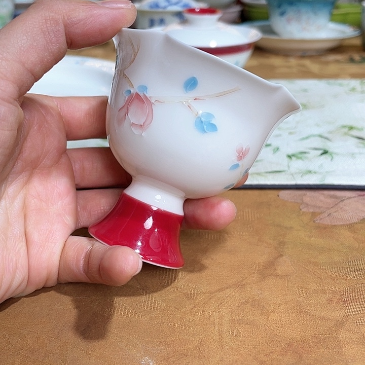 【闪购商品】玉兰风清高足折扣杯哈哈哈