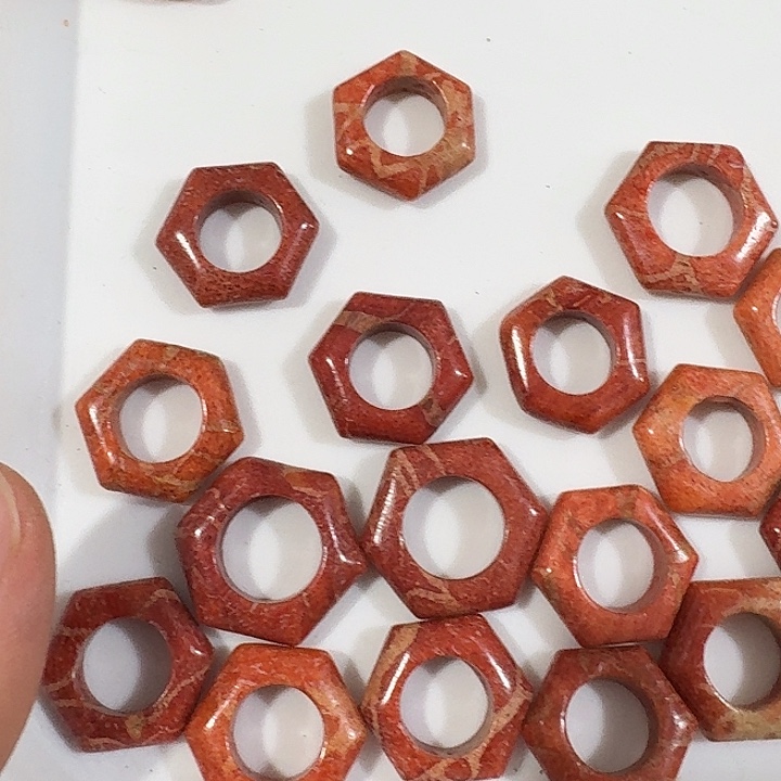 玛瑙/玉髓合金珠宝半成品一颗六边形跑环