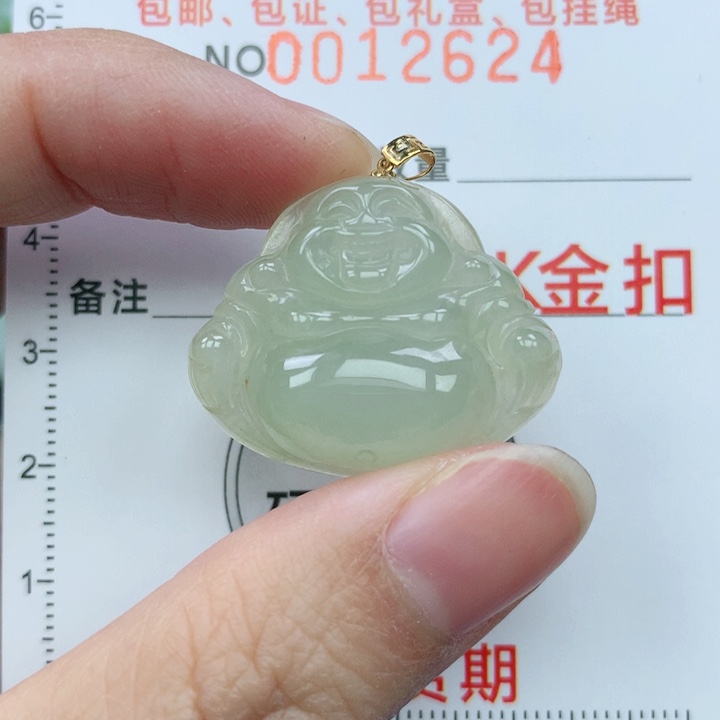 翡翠颈饰18K金镶嵌天然翡翠a货