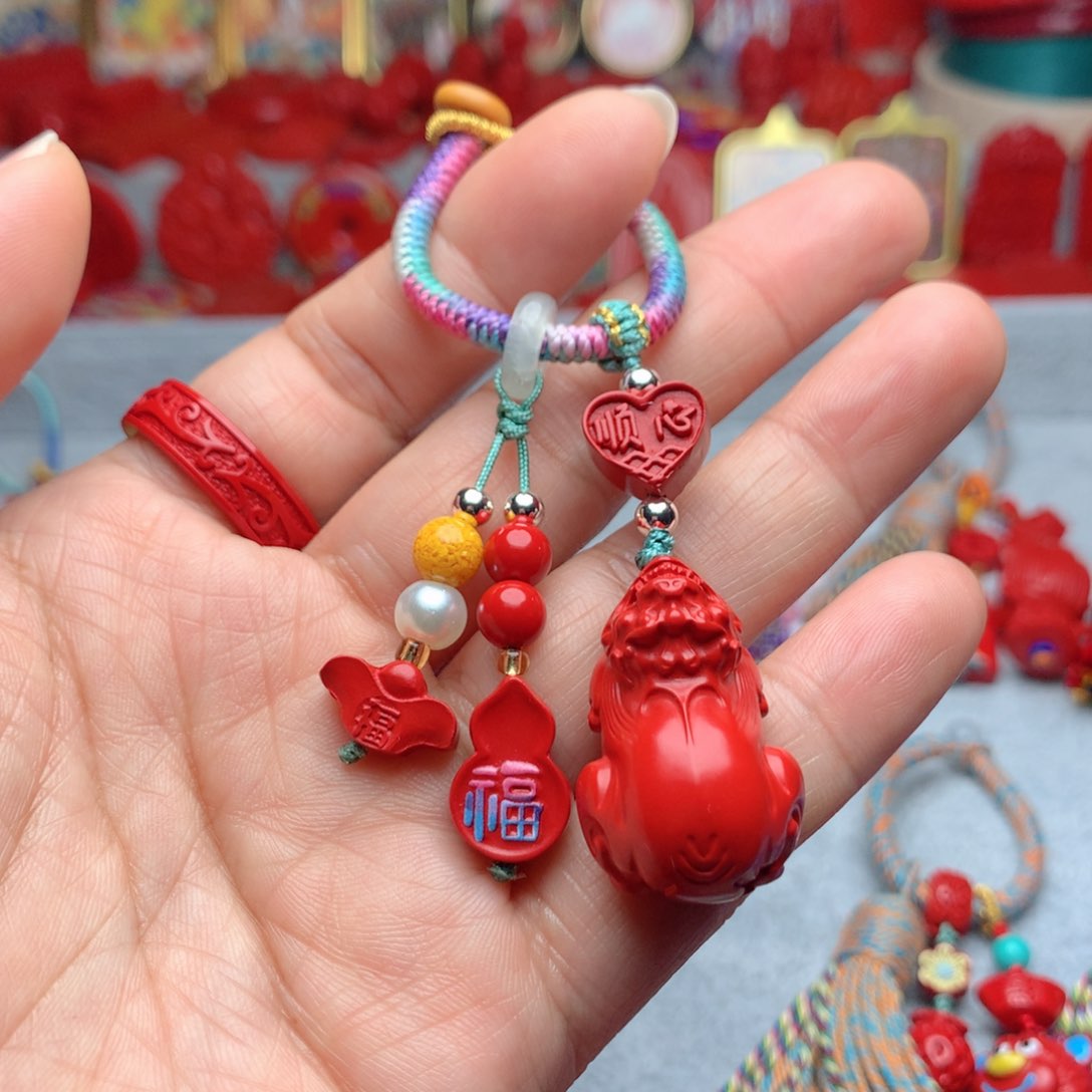 天然辰砂工艺品朱砂钥匙扣包包挂