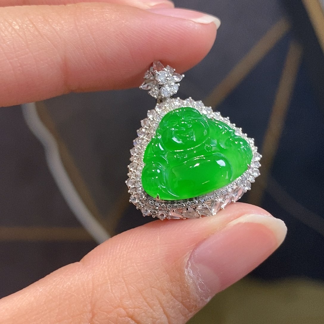 翡翠颈饰18K金镶嵌天然缅甸A货翡翠