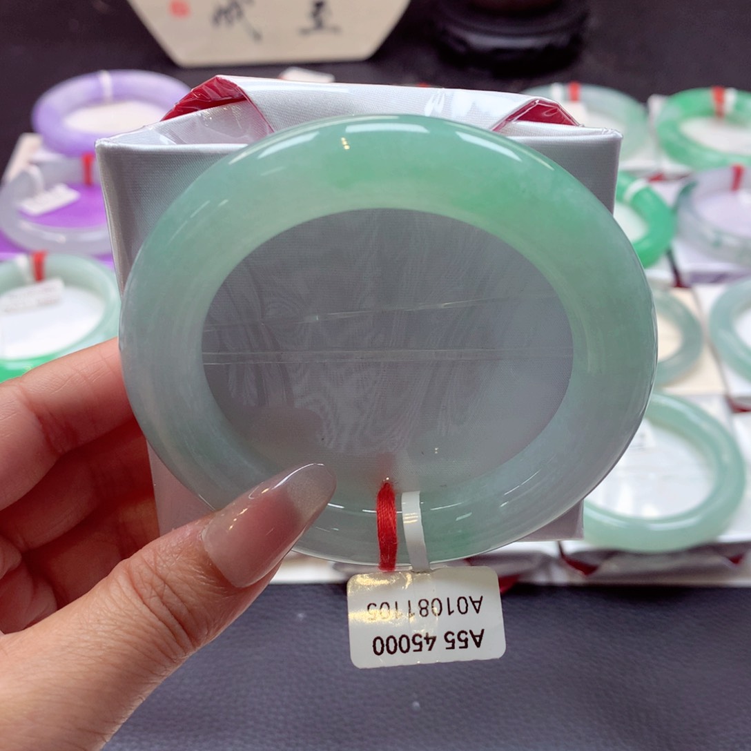 翡翠手镯未镶嵌胖圆条55.8（13号）89