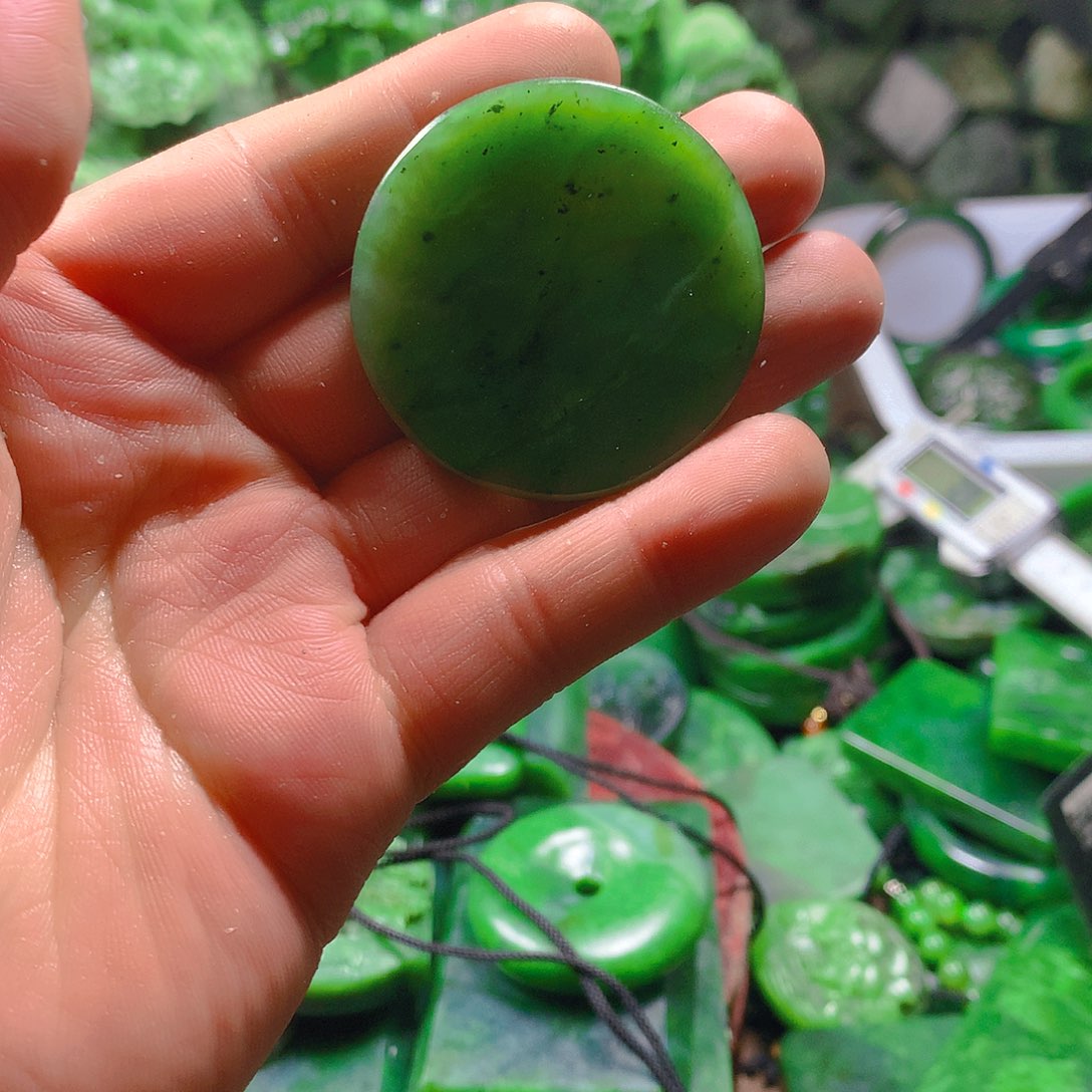 笑***@和田玉（碧玉）未镶嵌珠宝奇石